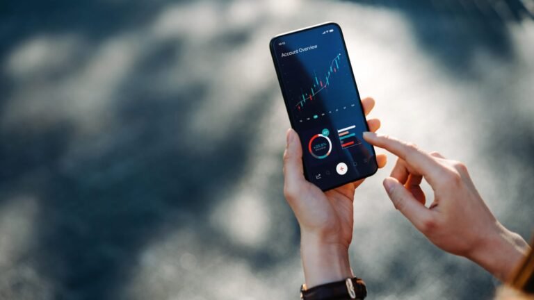 FINTECH FIRSS OF THE SINGAPURAL RIGHT SHIPPINGS WITH APPLICATIONS Rich of functions