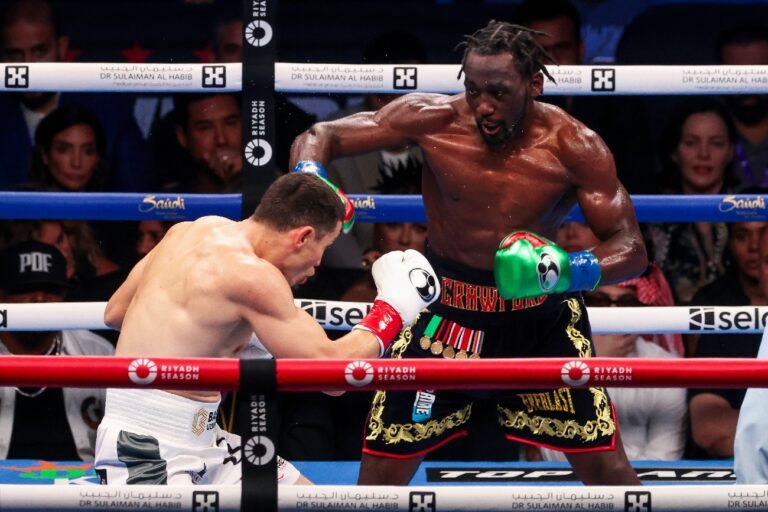 DIAMANTE: CRAWFORD-CANELO is a “heavy question”