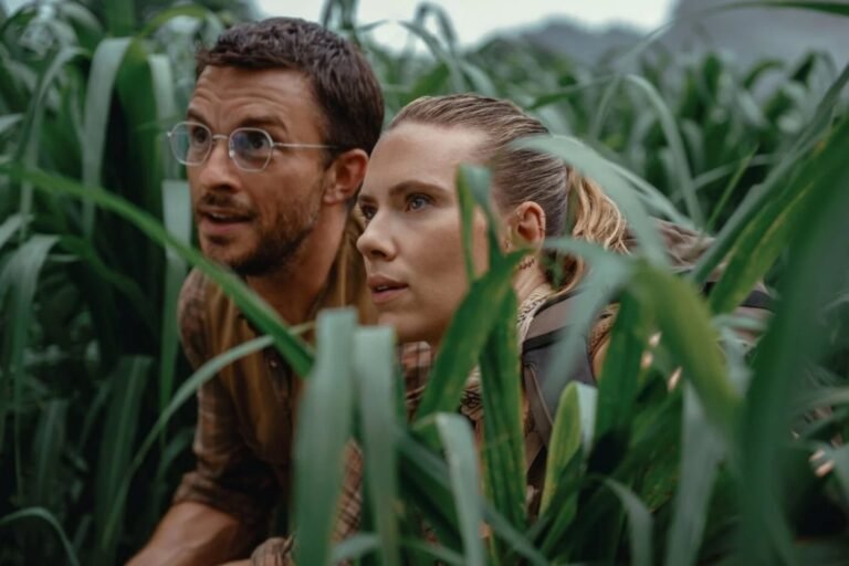 Writer Jurassic World Rebirth insists that “dinosaurs are still entertaining”