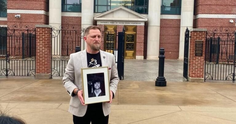 The Nigerian man issued us on the alleged sextuce of adolescents South Carolina who died suicide