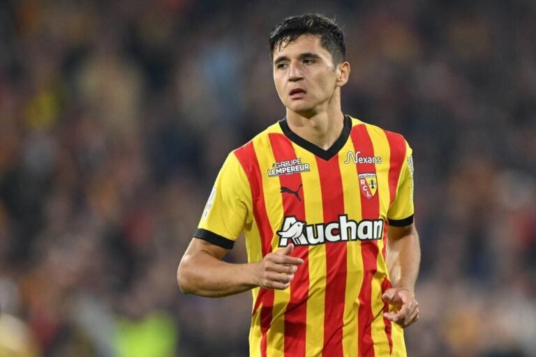 Manchester City have signed defender Lens Chusanov for £33m