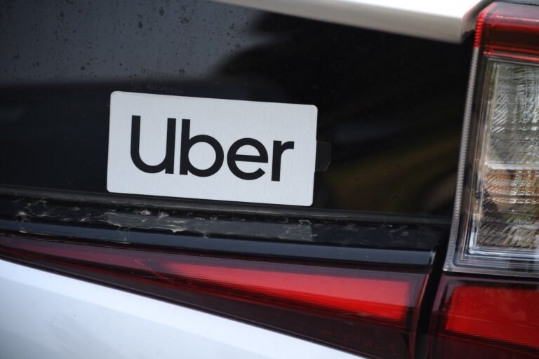 Uber claims to be a victim of a complicated fake car accident scheme