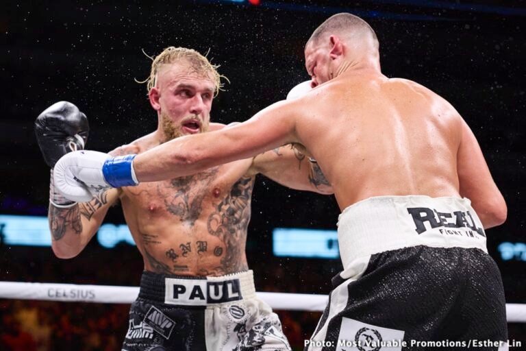 Benavidez s. Offers to train Paula for Canelo fight