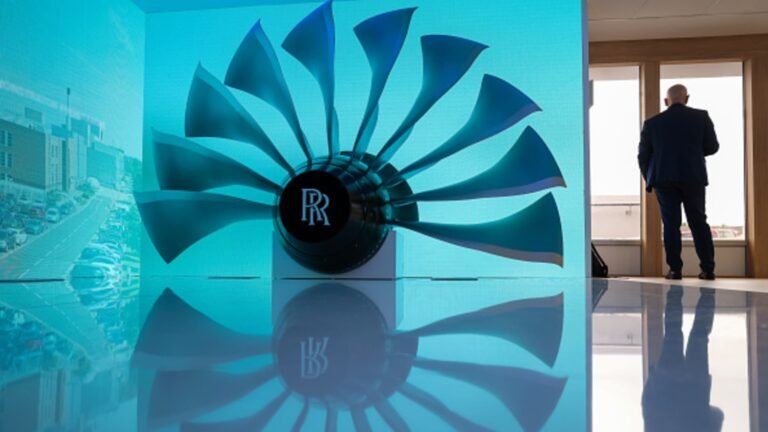Rolls-Royce Jump to Fresh Record on profit, upbeat outlook