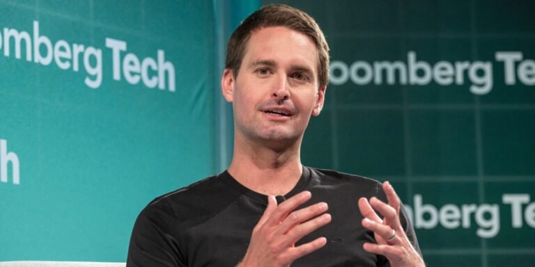 Snap CEO Evan Spiegel ridicules Mark Zuckerberg on LinkedIn – Sous is a “VP product” on meta because of all Facebook and Instagram features have been replicated from its application