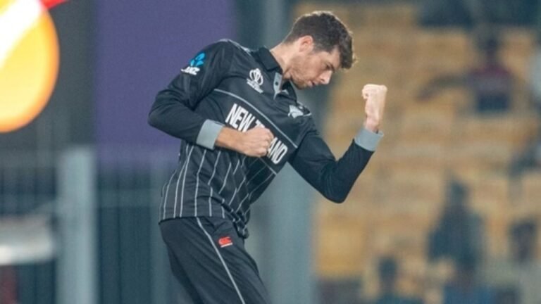Then VS NZ Message About Weather and Message on Lahore Height