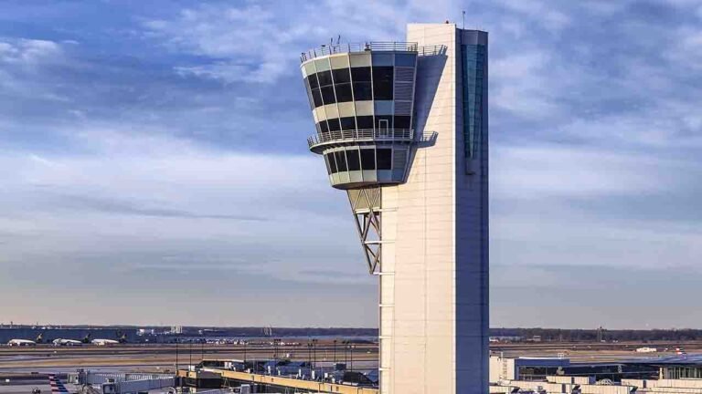 Airlines urge Congress to promote air traffic control, modernization