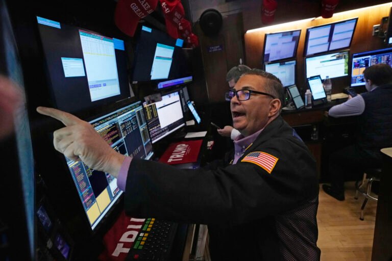 S&P 500 will appear to another record while Dow, Nasdaq rise with tariffs, Fed Minutes in Focus