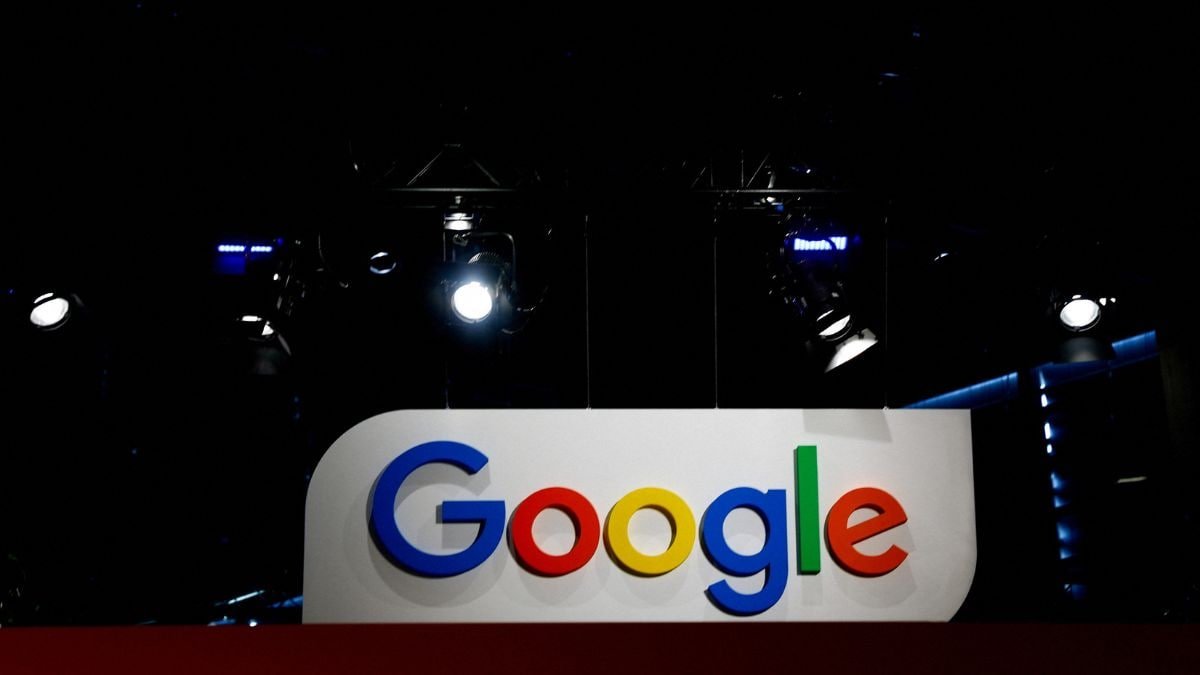 google, search, ai, artificial intelligence, ai assistant, chatgpt, deepseek, gemini, claude, ai bot, gadgets,