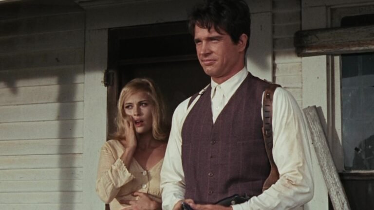 Faye Dunaway & Warren Beatty’s Oscars Mistake Also Happened To Another Person