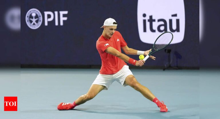 Czech teenager Jakub Mensik Shocks Novak Djokovic to win Miami Open | Tennis News – Tech Word News