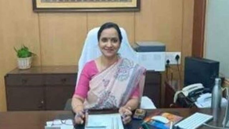 Reports Odisha: BJD leader VK Pandian’s wife Sujat Route Karthikeyan takes voluntary retirement | Tech Word News