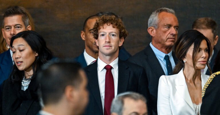 Mark Zuckerberg Lobby Trump to settle an antimonopoly action against the meta