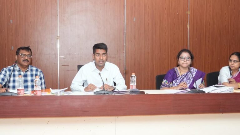 Focus on identifying and treating high -risk pregnancies: collector