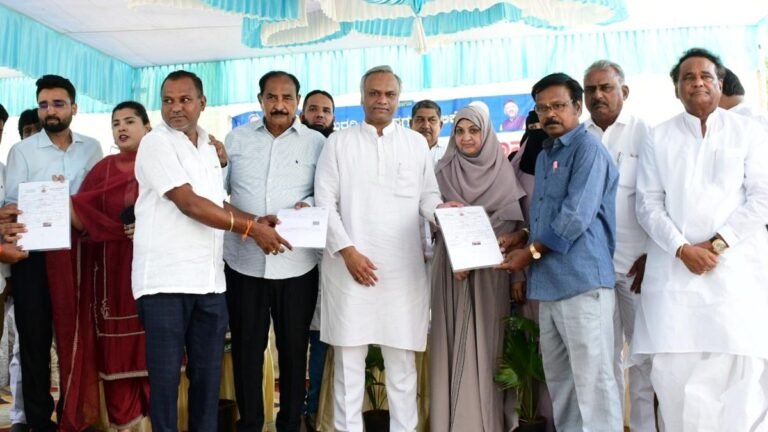 Minister Priyank Kharge starts E-Khata Drive in Kalaburagag