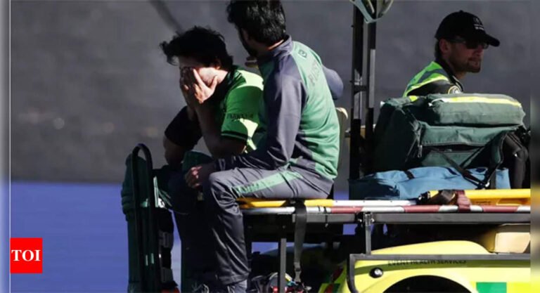Watch: Imam-ul-haq suffer a scary wound on the jaw in New Zealand | Cricket news – Tech Word News