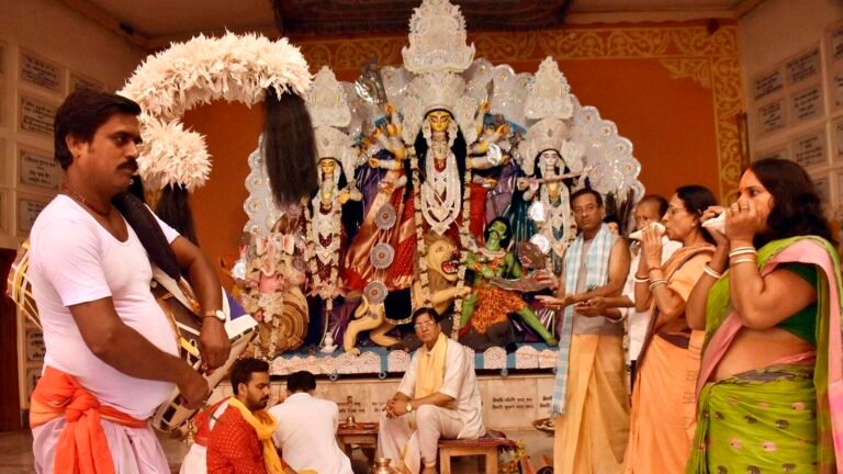 Ashtami 2025: From Mahashtami Tithi to Kanya Pujan Muhurat – Key details of accurate time here | To: News