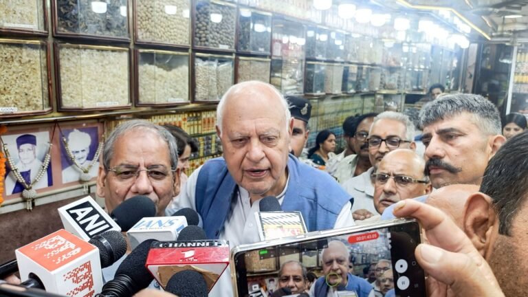 “Where is he missing?” Farooq Abdullah advocates PM modi after Cong’s “gayab” Jibe in Modi nad Pahalgam | The news today