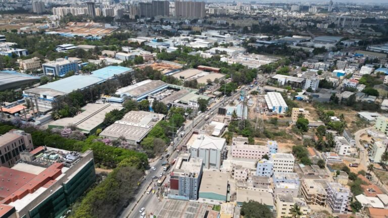 BBMP enters the transitional phase because the governor deletes a larger law on the administration of Bengalur
