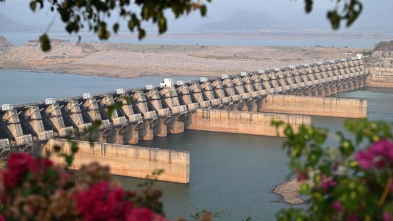 Telangana raises serious objections to the AP Polavaram-Banakacacherla Link project on GRMB Meet