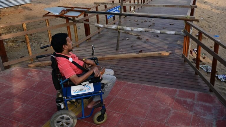 Association of disabilities urgently on GOVT. To increase the monthly contribution of people with disabilities