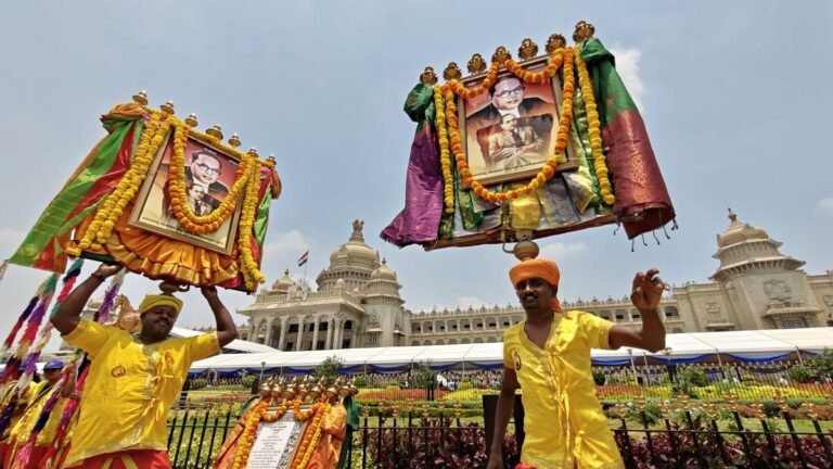 Siddaramaiah calls on Modi to show his obligation by the enactment of the right to the line of the scsp-tSP law