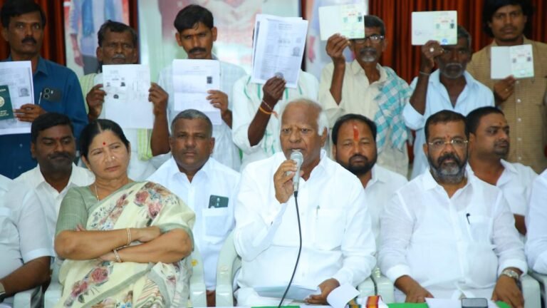 Kadiyam denies charges of penetration of soil, calls on leader BRS to show claims
