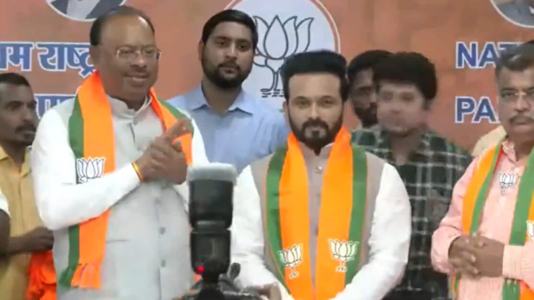 Former Indian cricket Kedar Jadhav joined BJP | Video | The news today