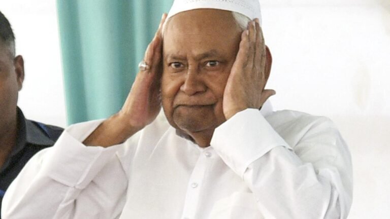 Four more leaders JD (U) resign after supporting the WAQF BILL PARTY