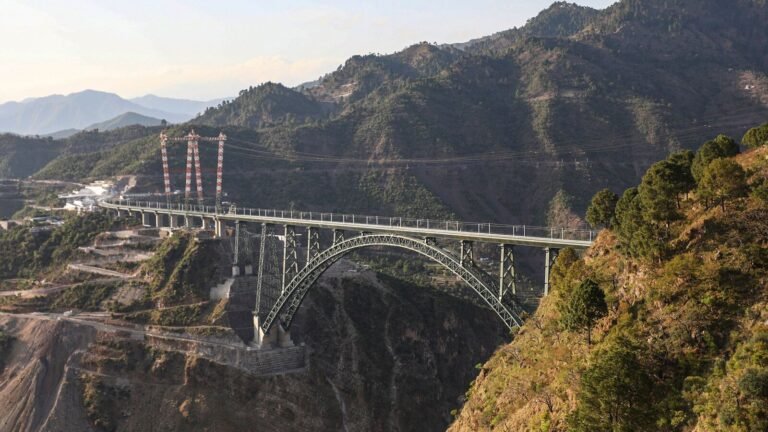 Katra-Srinagar Vande Bharat will start the weather hits; Visit Jammú PM Modi 19th April postponed, new data early | The news today