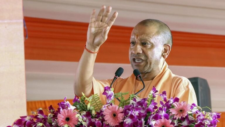 Samajwadi side speaks as Pakistan spokesman: CM Adityanath