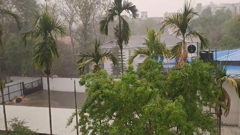 Weather in Pune: Rains bring a rest from heat, but residents face energy cutting. Check the prognosis of the Maharashtra District | The news today
