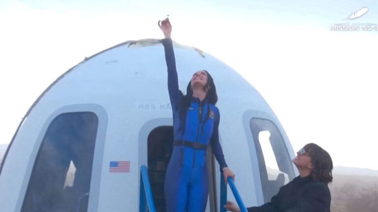 Joe Rogan ridicules the space flight of Katy Perry Blue Origin: “It’s basically guru” | The news today