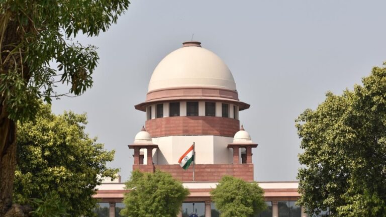 SC is looking for an answer from Govt. On a lawsuit on the basis of a single, divorced by men who become parents through compensation