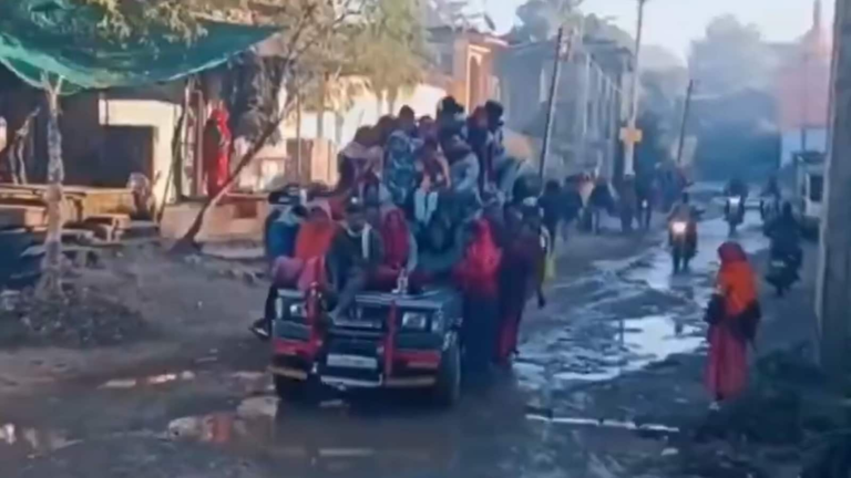 Viral tweet Rough Goenka: Indian “Sabko Pick Karna Hai” Auto VS without Tesla driver and Chinese flying cars | The news today