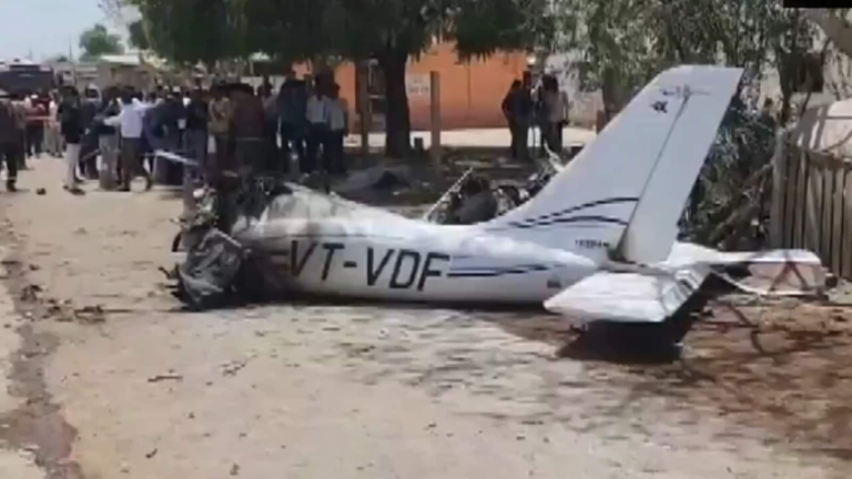 Trainer Aircraft crashes in Gujarat’s Amreli, Pilot Dies | The news today