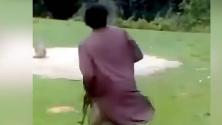 Pahalgam Horror: The first picture of a terrorist who opened fire, released “Gray Attire, control AK-47” | The news today