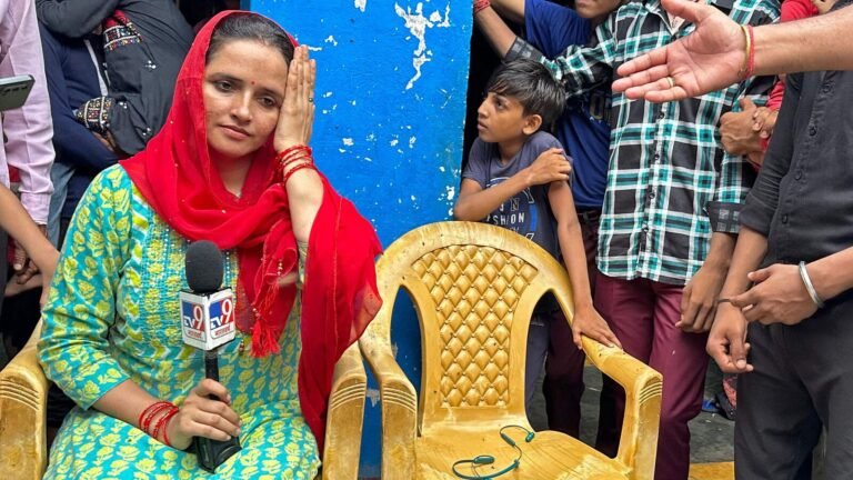 Will Seema Haider be able to stay with Sachin Meena when India asks Pakistani citizens to leave after the Pahalgam attack | The news today