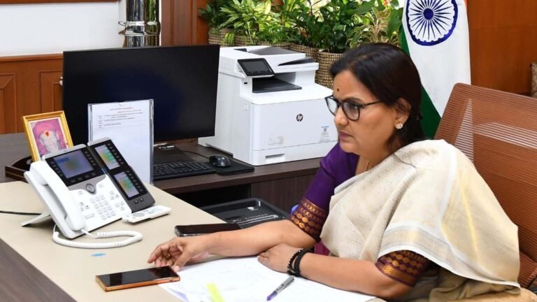 Outgoing Secretary of Telangana Santhi Kumari named VC Dr. MCRHRD Institute
