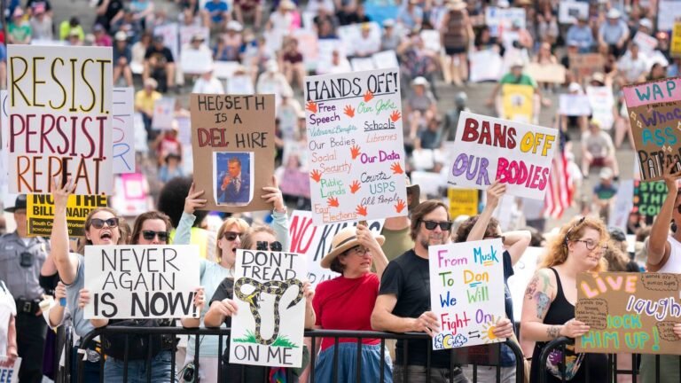 Hands off! Protests from NYC to Alaska Slam Donald Trump, the role of Elon Musk in federal cuts: visual recapitulation | The news today