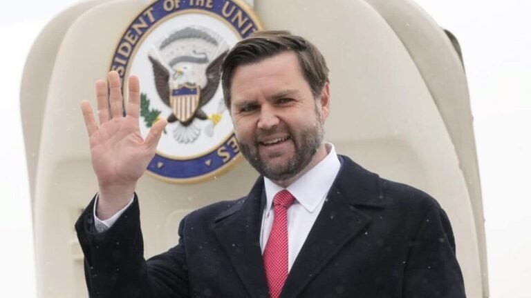 The US VP JD Vance now meets PM modim at 7 Lok Kalyan Marg. India-USA business agreement on the table? | The news today