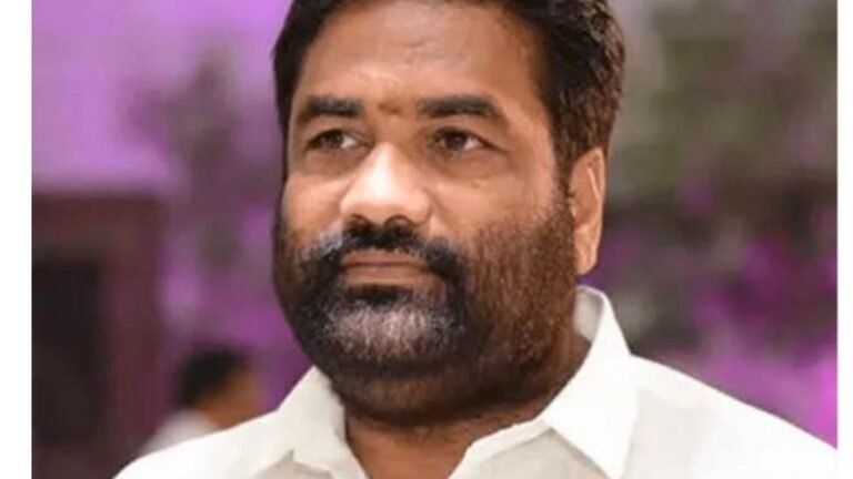 TDP leader completes 50 days of “Gadapa Gadapa Ki Vastunna”