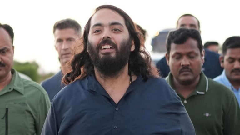 Anant Ambani decided to complete his 170 km Padyatra from Jamnagar to Dwar 8 April | The news today