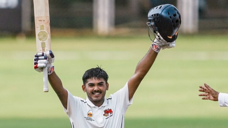 CSK Hand 17 -year -old Ayush Mhatre iplput debut at Homeground Wankhede vs Mi