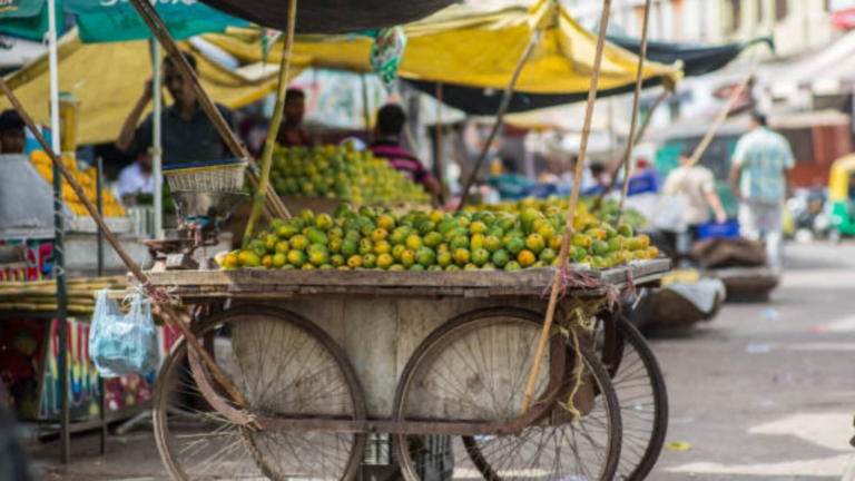 Pandjab News: A man who runs on a 10-lamp car pulls more than 400 GBP more than 400 GBP; Social media connects this with “growing tax” | The news today
