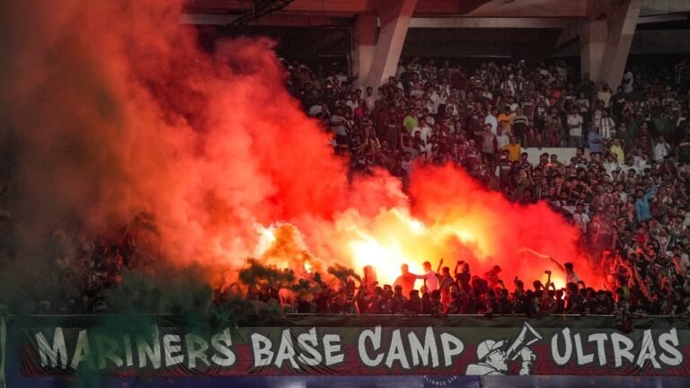 Final isl: owner of Bengalur FC PARD Jindal Hit Firecracker in Calcutta