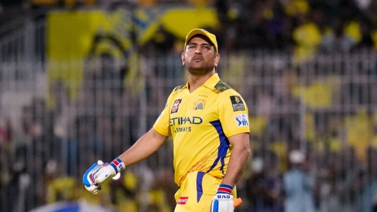 You need to come to experience Mrs. Dhoni, who comes out: Jamie Overton’s Report to Father