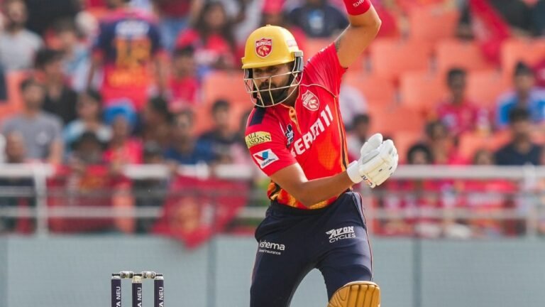 Hurts Snub, Shreyas Iyer will be fired on Calcata Return: Sunil Gavascar