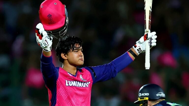 Rahul Dravid hugged VAibhav SuryavANSHI: RR Manager reveals interaction after match