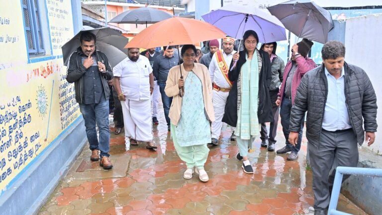 A boy from Keraly killed in Nilgiris when heavy rain slides western ghats